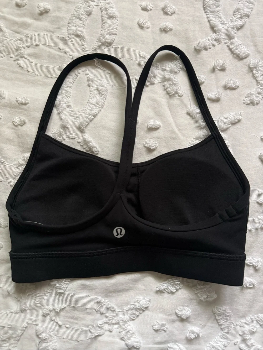 Lululemon black sports bra
